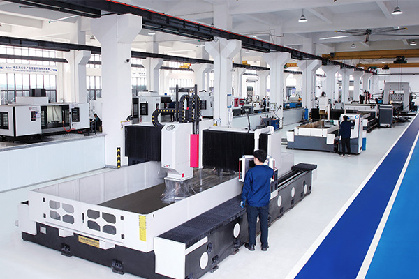 綠色工廠，新羅蘭糊盒機(jī)在行動